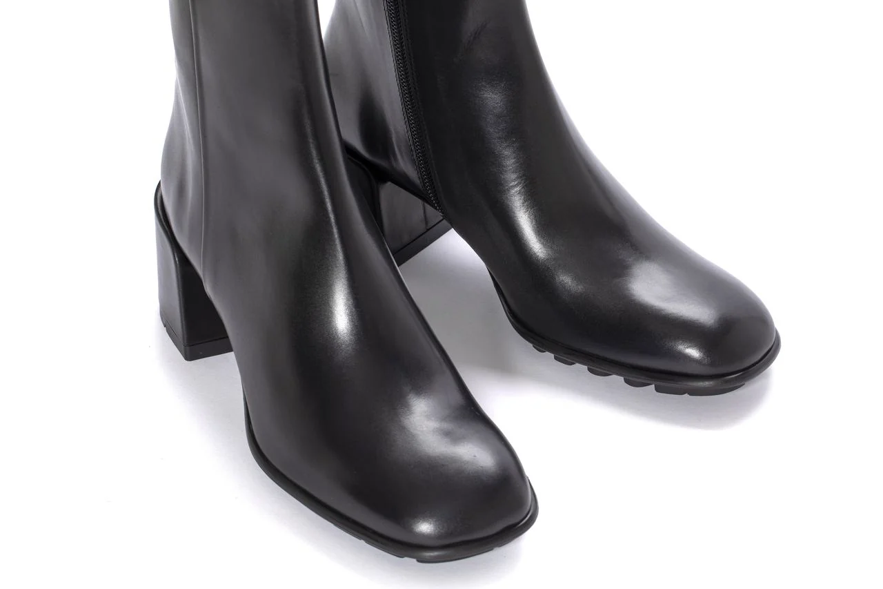 BOTIN TACON VICHY BABY CALF NEGRO - Imagen 5