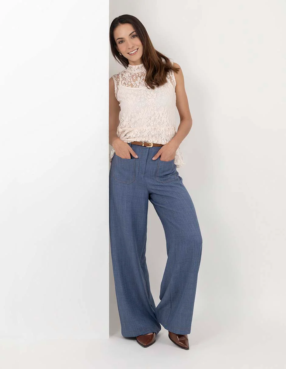 Blusa crema sin mangas y encaje floral - Imagen 6