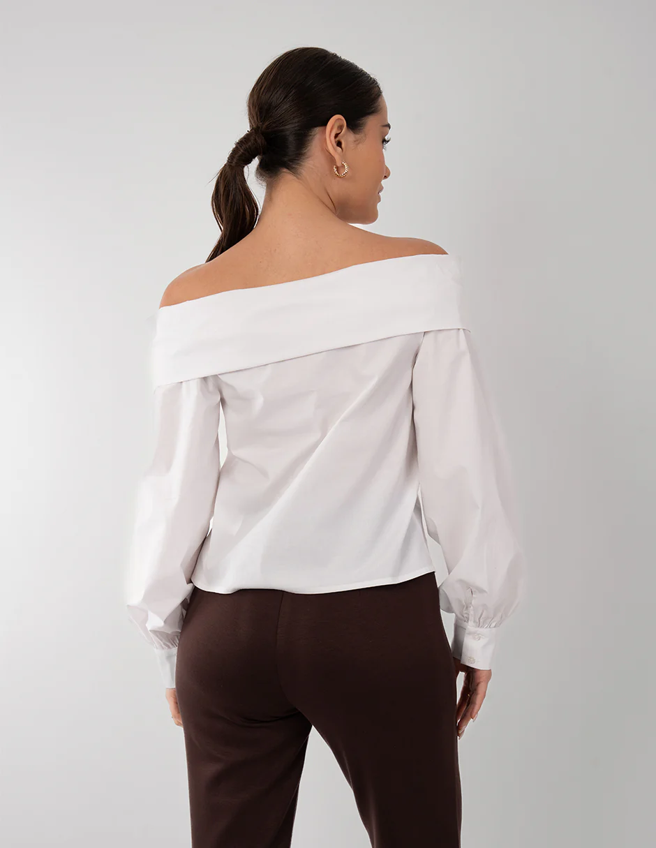 Blusa ivory off shoulders con diseño de moño - Imagen 3
